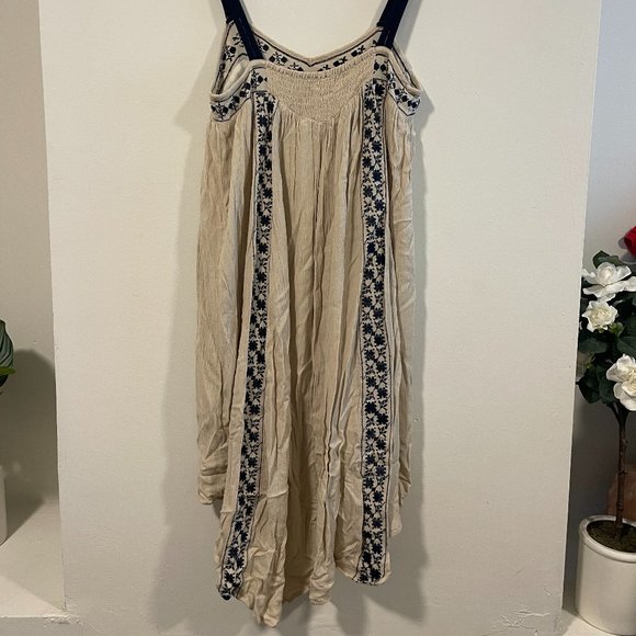 Staring at Stars Beige and Navy High Low Dress - Picture 4 of 4